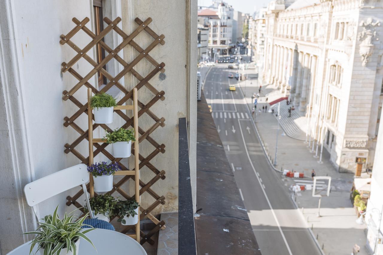 Old Town - City Center Apartment Бухарест Экстерьер фото